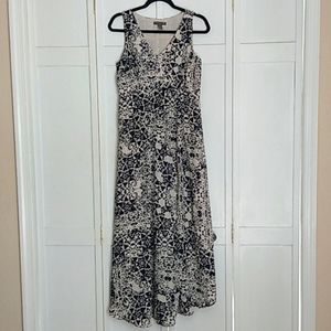 A Pea in the Pod, v-neck, flowing, ankle length, Navy and cream dress